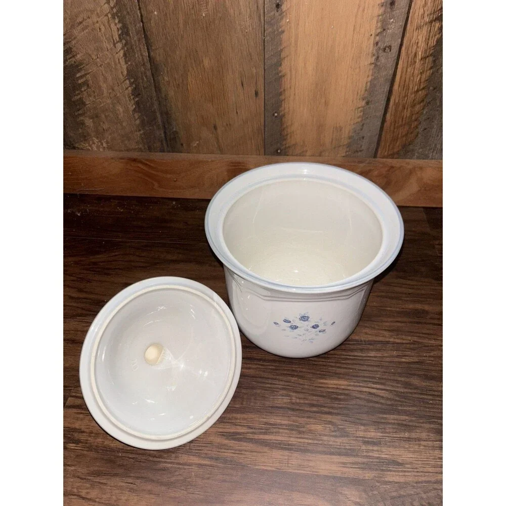 Pfaltzgraff Poetry Glossy Canister 6”
